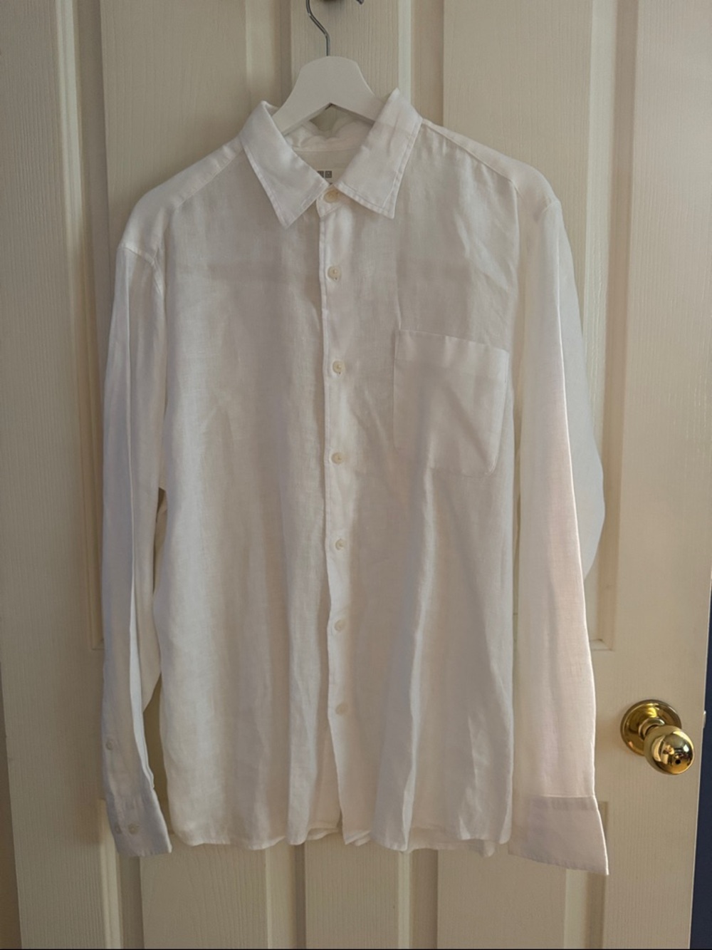 Uniqlo White Long-Sleeve Button Shirt